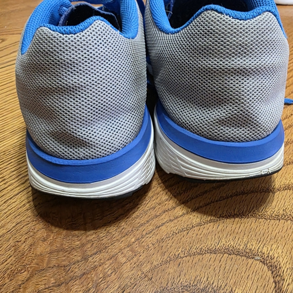 Nike FS Lite Run Size 10.5 Blue and Gray Athletic Sneakers - Picture 2 of 4